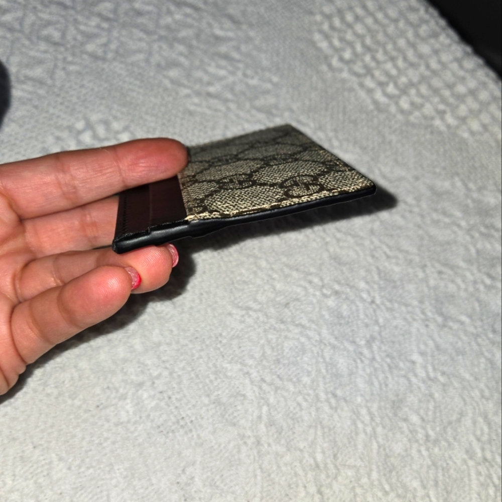 SOLD! Brand New Gucci GG Supreme Monogram Card Holder Dark Brown - Picture 5 of 7